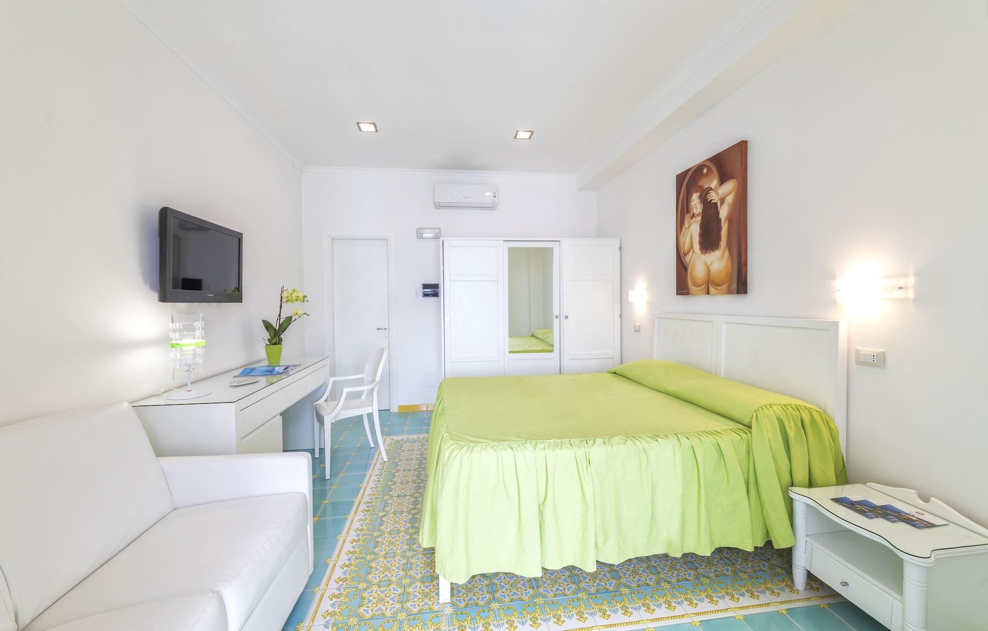 Hotel La Madonnina Casamicciola Terme Bagian luar foto