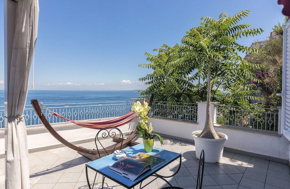 Hotel La Madonnina Casamicciola Terme Bagian luar foto