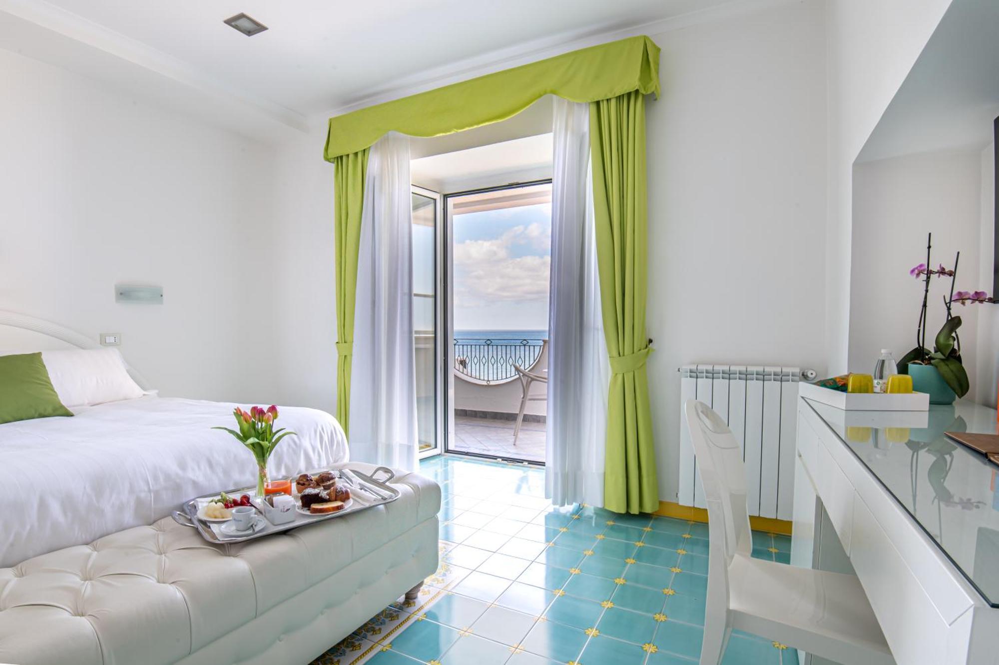 Hotel La Madonnina Casamicciola Terme Bagian luar foto